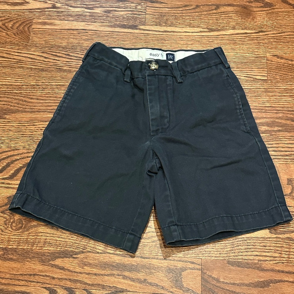 Gap Kids Navy Cargo Shorts with adjustable waist and pockets size 6